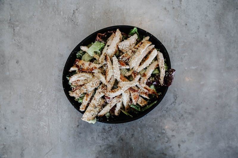 grilled chicken Mediterranean salad pizza luce