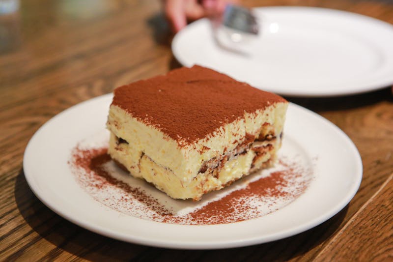 tiramisu dessert pizza luce dolci